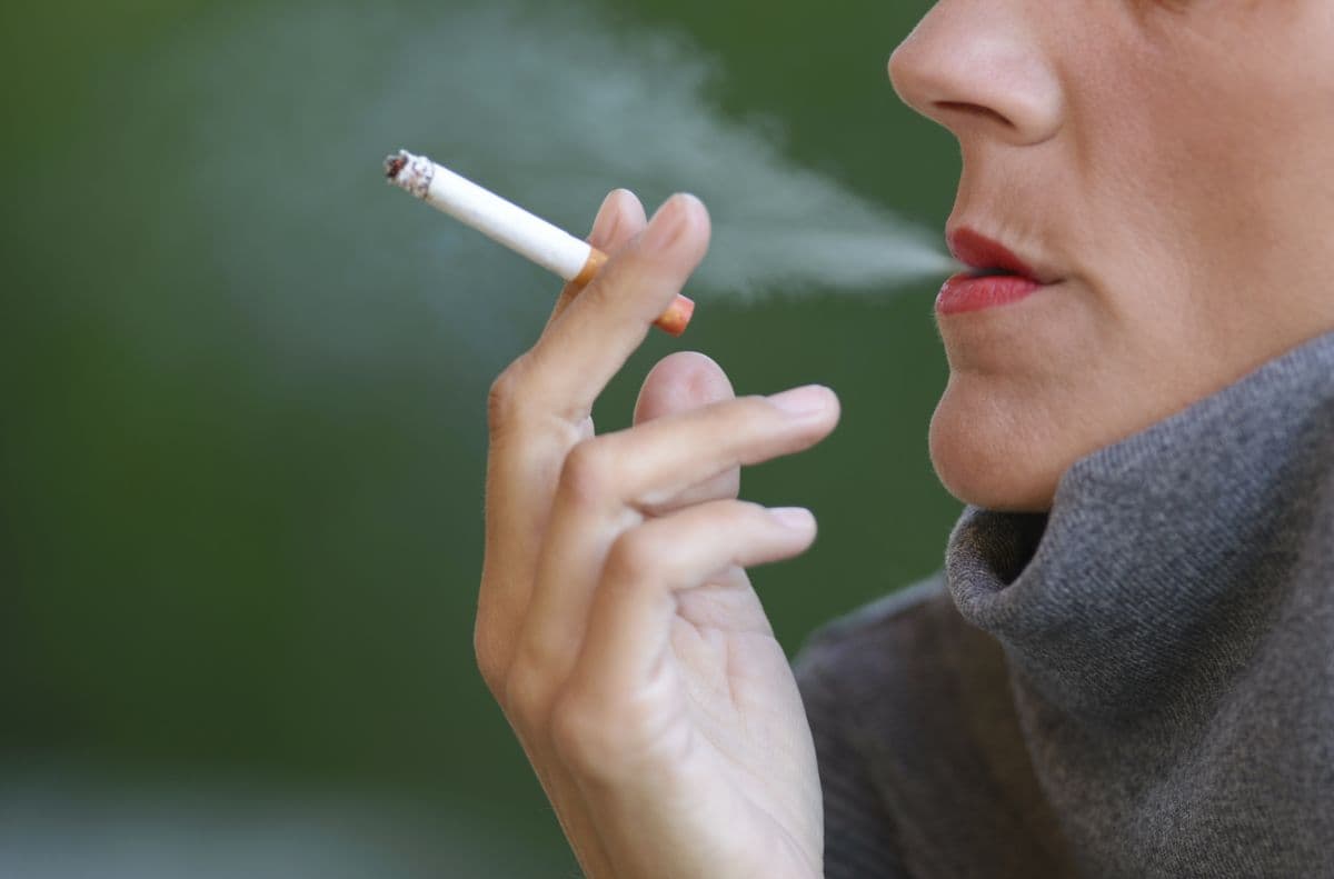 Choroby jamy ustnej jako skutek palenia tytoniu