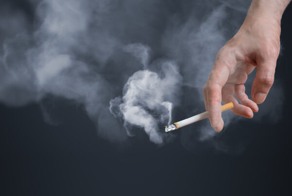 Palenie papierosów a mózg – negatywny wpływ nikotyny
